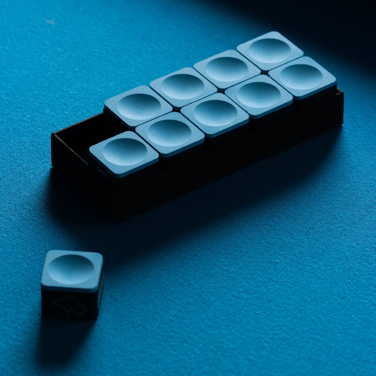 PAGULAYAN BLUE CHALK