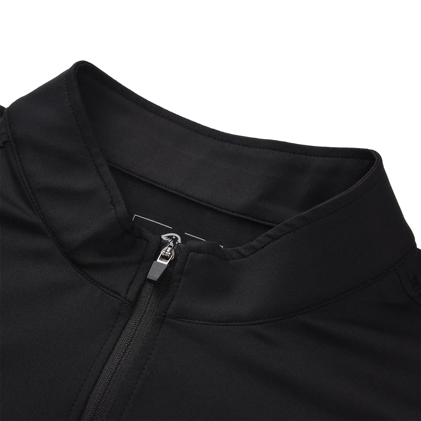 Close-up of the Pagulayan Men’s Team Canada billiards jersey collar and zipper detail.